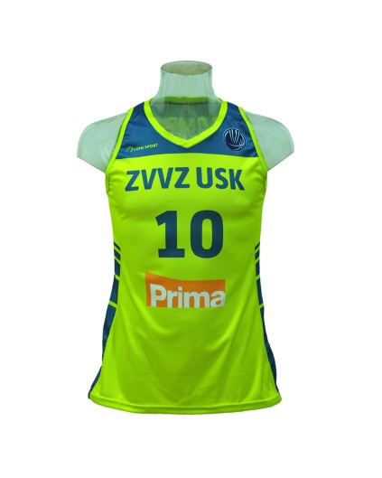 Camiseta FEMENINA ZVVZ USK María Conde