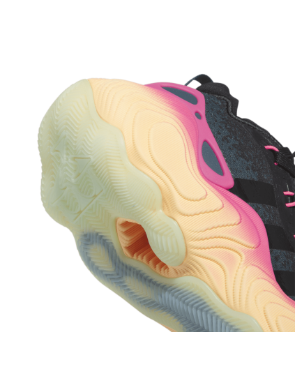 Zapatilla de Baloncesto Adidas Trae Young 3 "Arctic Night Acid Orange"