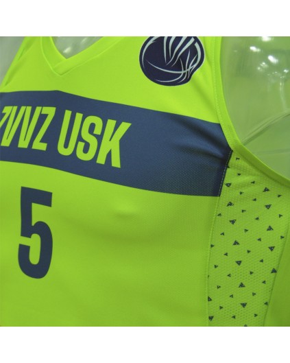 Camiseta Femenina Maite Cazorla ZVVZ USK Praha Amarilla